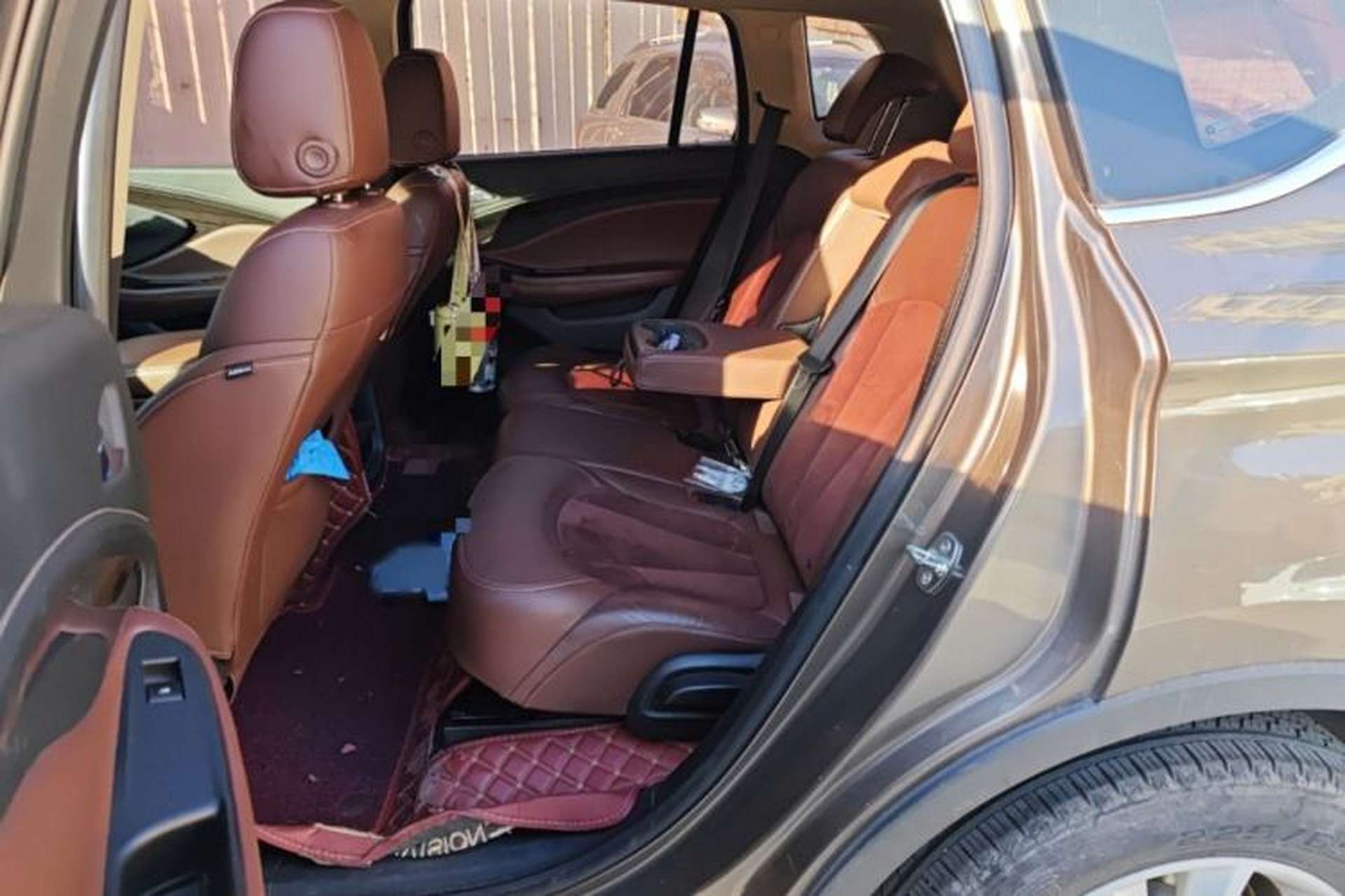 Used Buick Envision 2017 28T Four-Wheel Drive Elite Model Interior 4