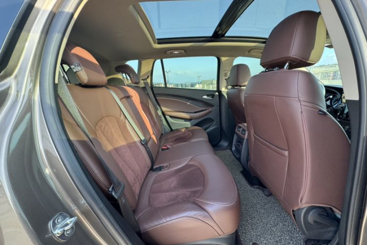 Used Buick Envision 2017 20T Two-Wheel Drive Elite Version Interior 5