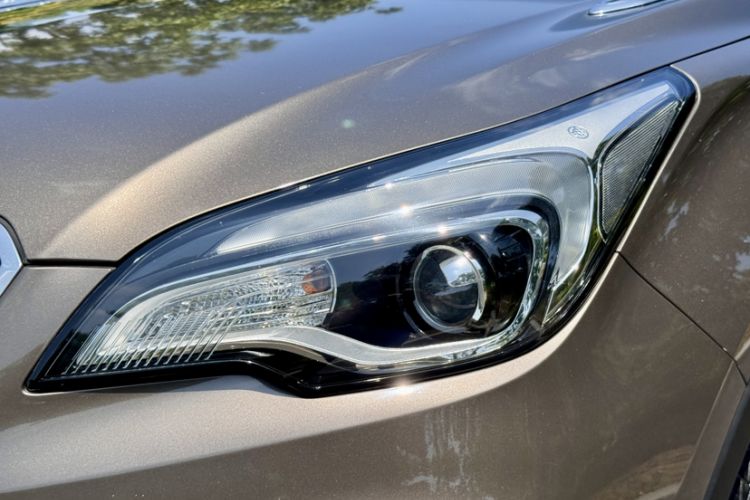 Used Buick Envision 2017 20T Two-Wheel Drive Leading Version Left Front Headlight