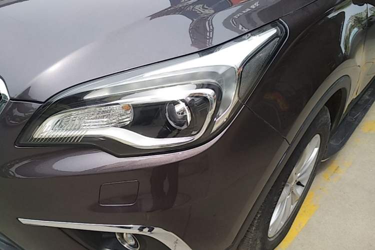 Used Buick Envision 2017 28T Four-Wheel Drive Elite Model Left Front Headlight