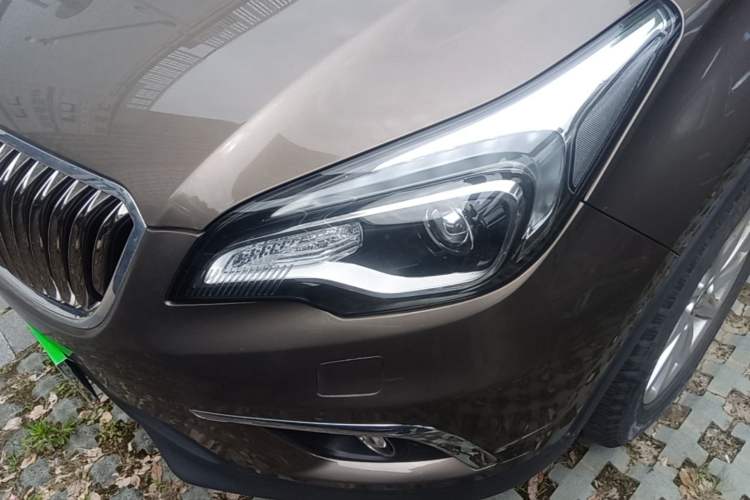 Used Buick Envision 2017 20T Two-Wheel Drive Luxury Model Left Front Headlight