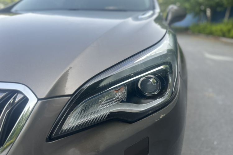 Used Buick Envision 2017 28T Four-Wheel Drive Elite Model Left Front Headlight
