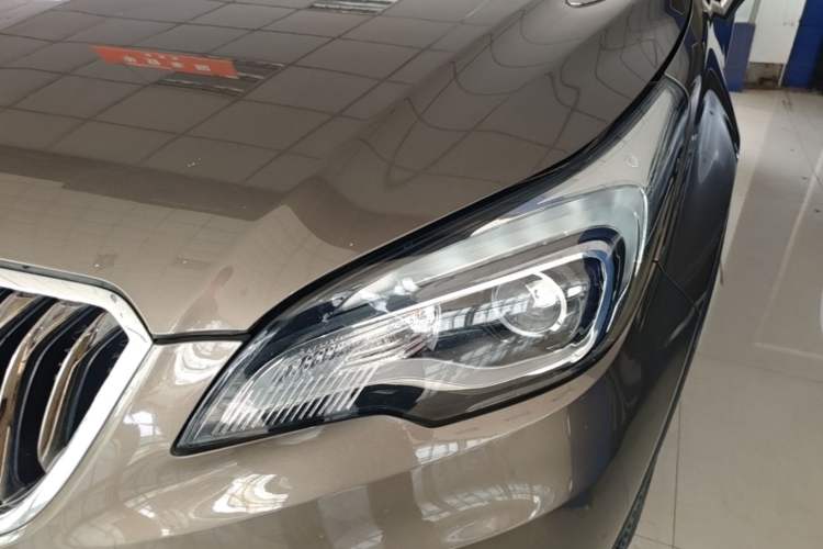 Used Buick Envision 2017 20T Two-Wheel Drive Leading Version Left Front Headlight
