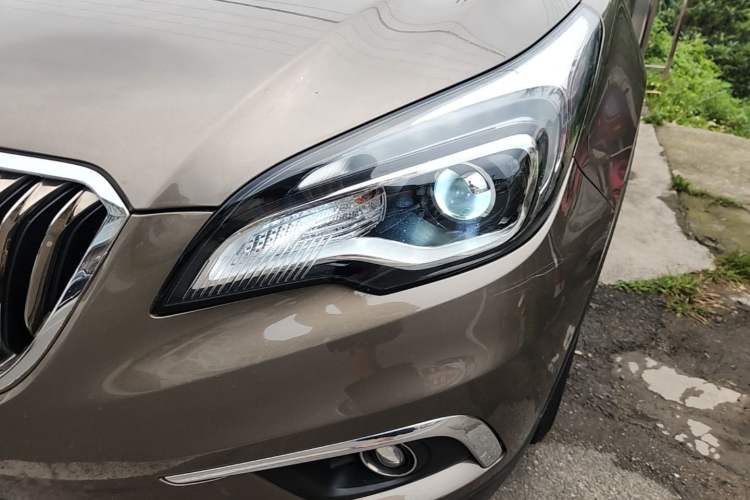 Used Buick Envision 2017 20T Two-Wheel Drive Elite Version Left Front Headlight