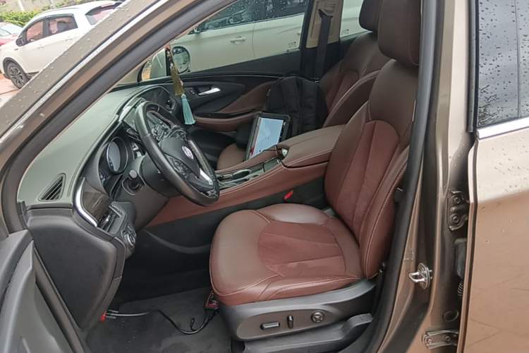 Used Buick Envision 2017 20T Two-Wheel Drive Luxury Model Left Front Seat