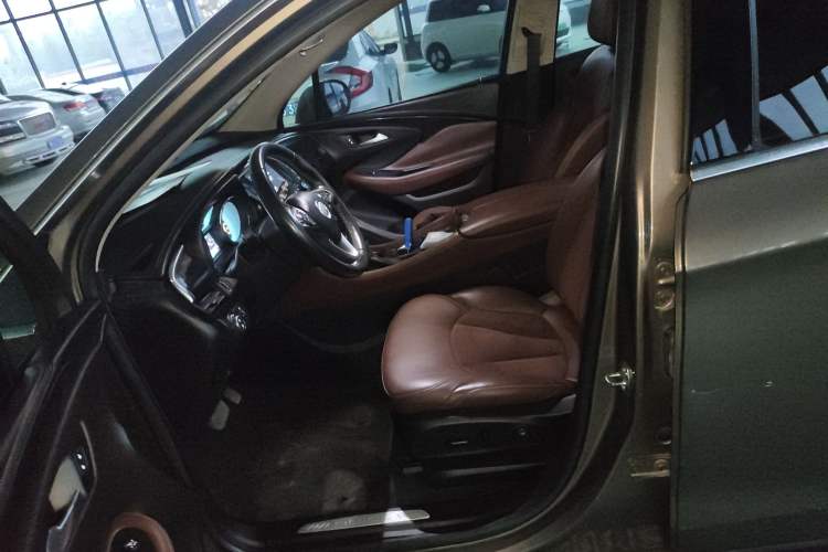 Used Buick Envision 2017 28T Four-Wheel Drive Elite Model Left Front Seat