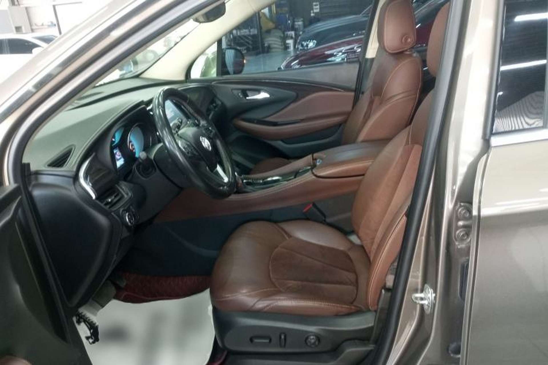 Used Buick Envision 2017 28T Four-Wheel Drive Elite Model Left Front Seat