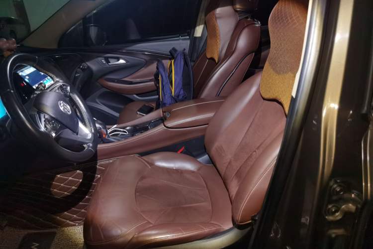 Used Buick Envision 2017 20T Two-Wheel Drive Elite Version Left Front Seat