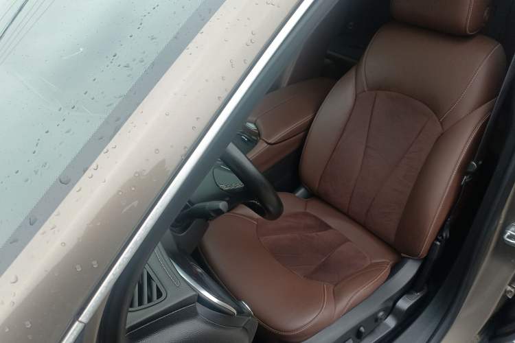 Used Buick Envision 2017 28T Four-Wheel Drive Elite Model Left Front Seat