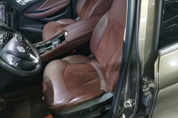 Used Buick Envision 2017 28T Four-Wheel Drive Elite Model Left Front Seat