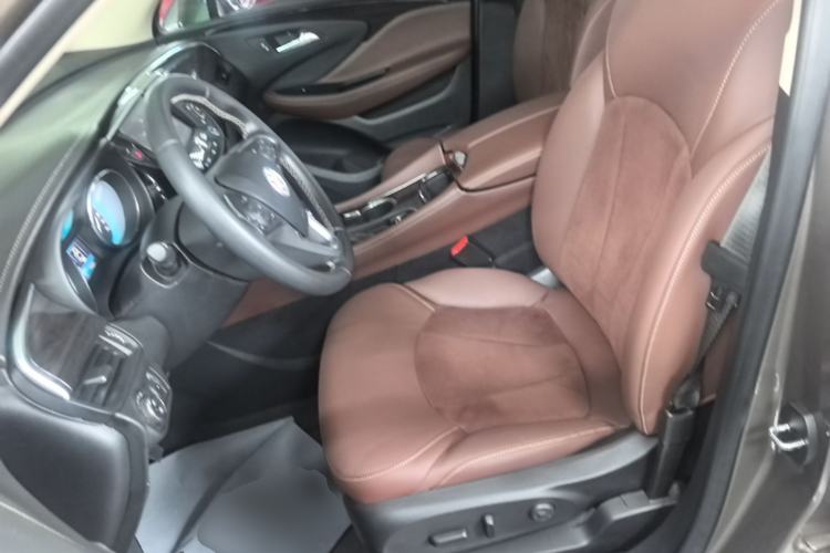 Used Buick Envision 2017 20T Two-Wheel Drive Luxury Model Left Front Seat