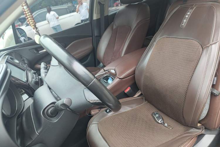 Used Buick Envision 2017 20T Two-Wheel Drive Elite Version Left Front Seat