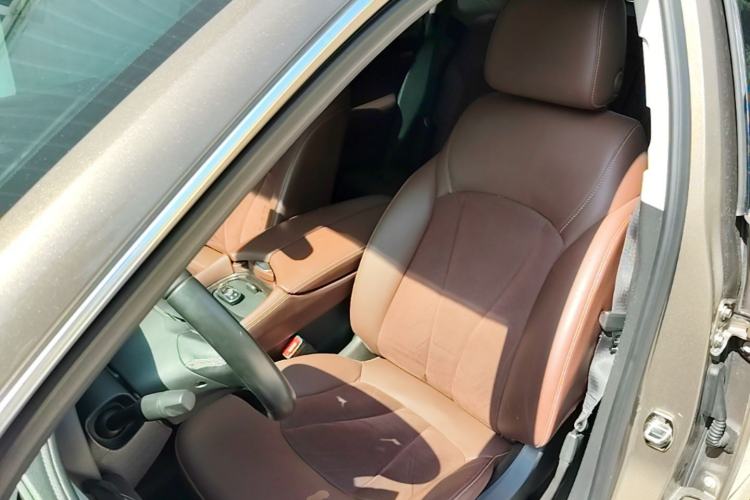 Used Buick Envision 2017 20T Two-Wheel Drive Luxury Model Left Front Seat