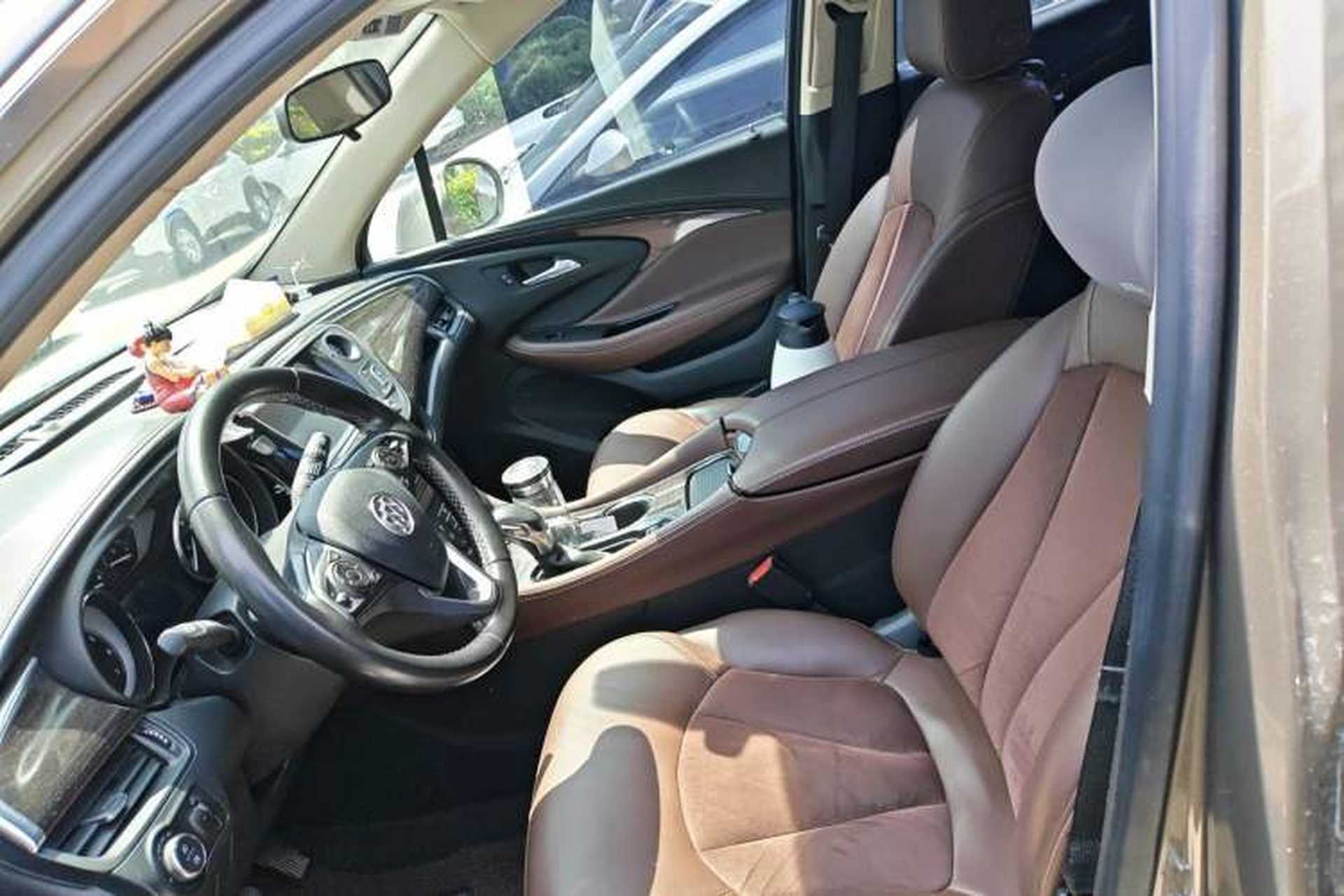 Used Buick Envision 2017 20T Two-Wheel Drive Luxury Model Left Front Seat