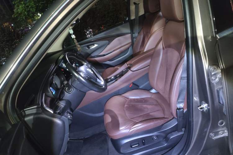 Used Buick Envision 2017 28T Four-Wheel Drive Elite Model Left Front Seat