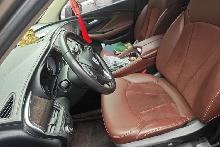 Used Buick Envision 2017 20T Two-Wheel Drive Luxury Model Left Front Seat
