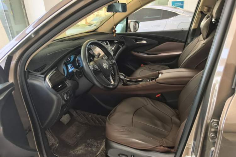 Used Buick Envision 2017 20T Two-Wheel Drive Luxury Model Left Front Seat