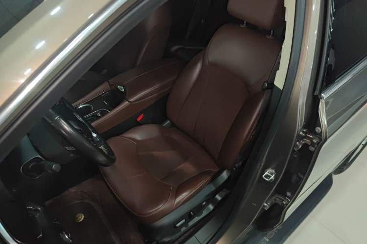 Used Buick Envision 2017 28T Four-Wheel Drive Elite Model Left Front Seat