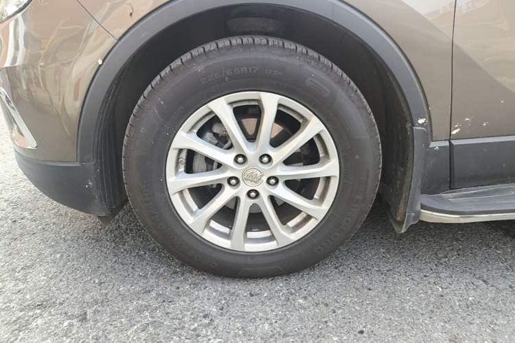Used Buick Envision 2017 20T Two-Wheel Drive Elite Version Left Front Wheel Hub