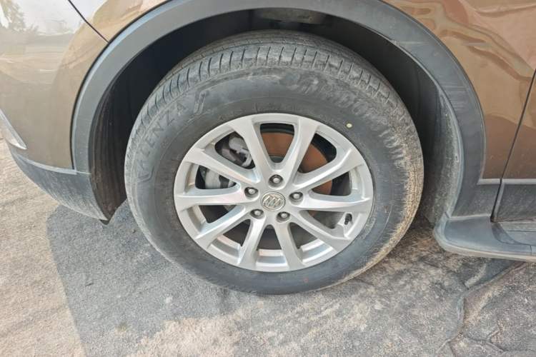 Used Buick Envision 2017 20T Two-Wheel Drive Elite Version Left Front Wheel Hub