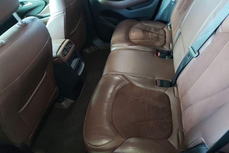 Used Buick Envision 2017 28T Four-Wheel Drive Elite Model Left Rear Seat