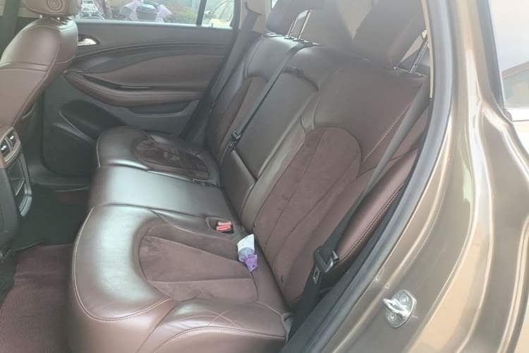 Used Buick Envision 2017 20T Two-Wheel Drive Elite Version Left Rear Seat