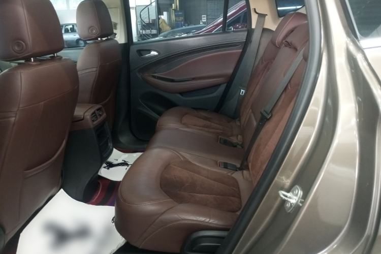 Used Buick Envision 2017 28T Four-Wheel Drive Elite Model Left Rear Seat