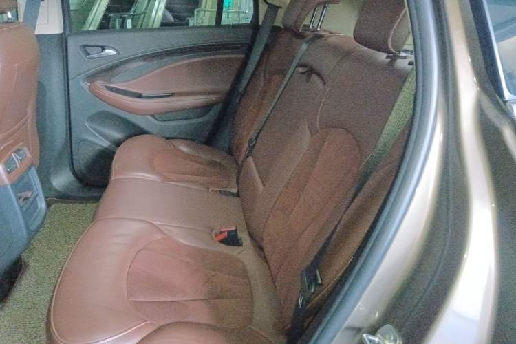 Used Buick Envision 2017 20T Two-Wheel Drive Elite Version Left Rear Seat