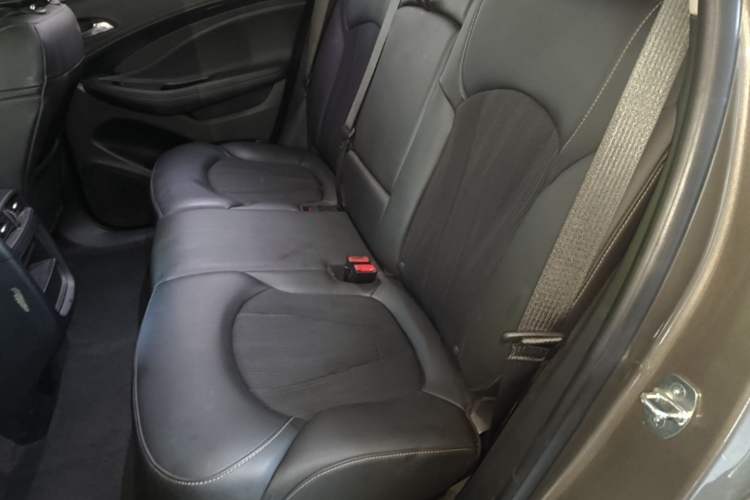 Used Buick Envision 2017 20T Two-Wheel Drive Leading Version Left Rear Seat