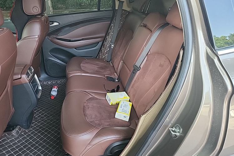 Used Buick Envision 2017 20T Two-Wheel Drive Luxury Model Left Rear Seat