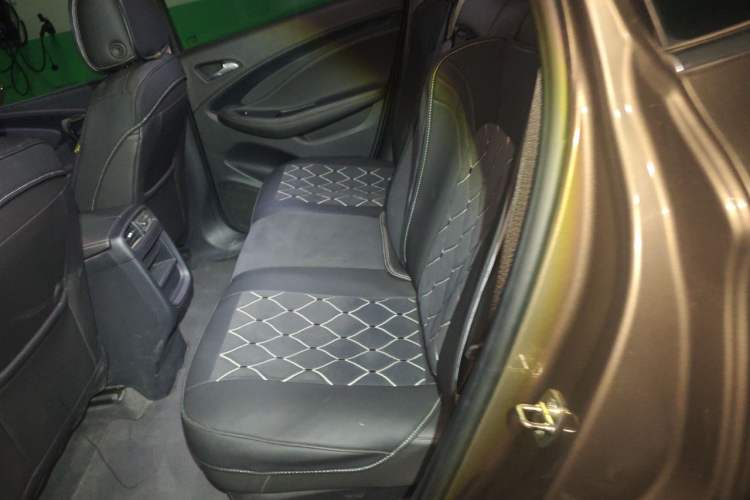 Used Buick Envision 2017 20T Two-Wheel Drive Leading Version Left Rear Seat