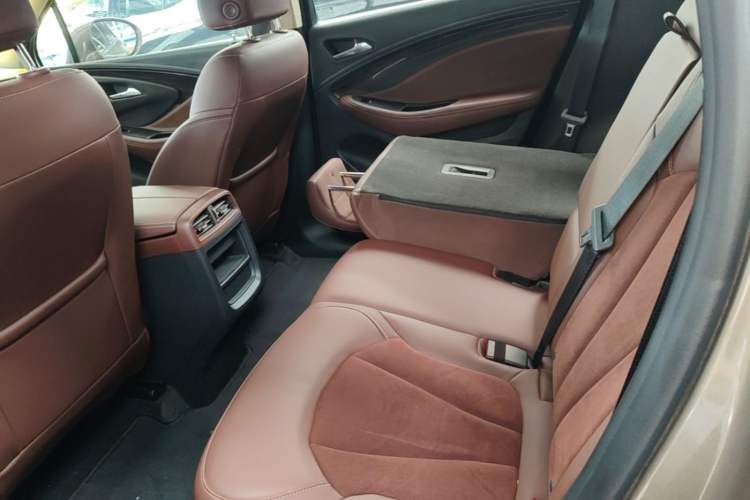 Used Buick Envision 2017 28T Four-Wheel Drive Elite Model Left Rear Seat