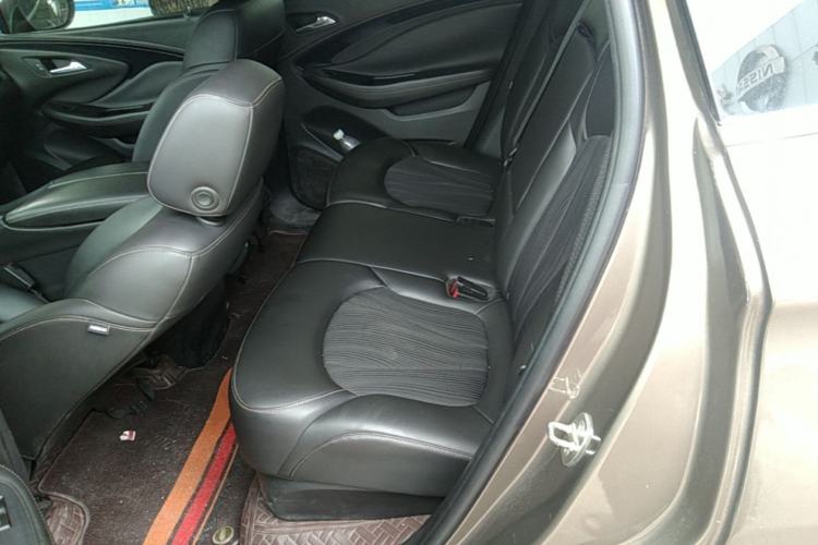 Used Buick Envision 2017 20T Two-Wheel Drive Leading Version Left Rear Seat