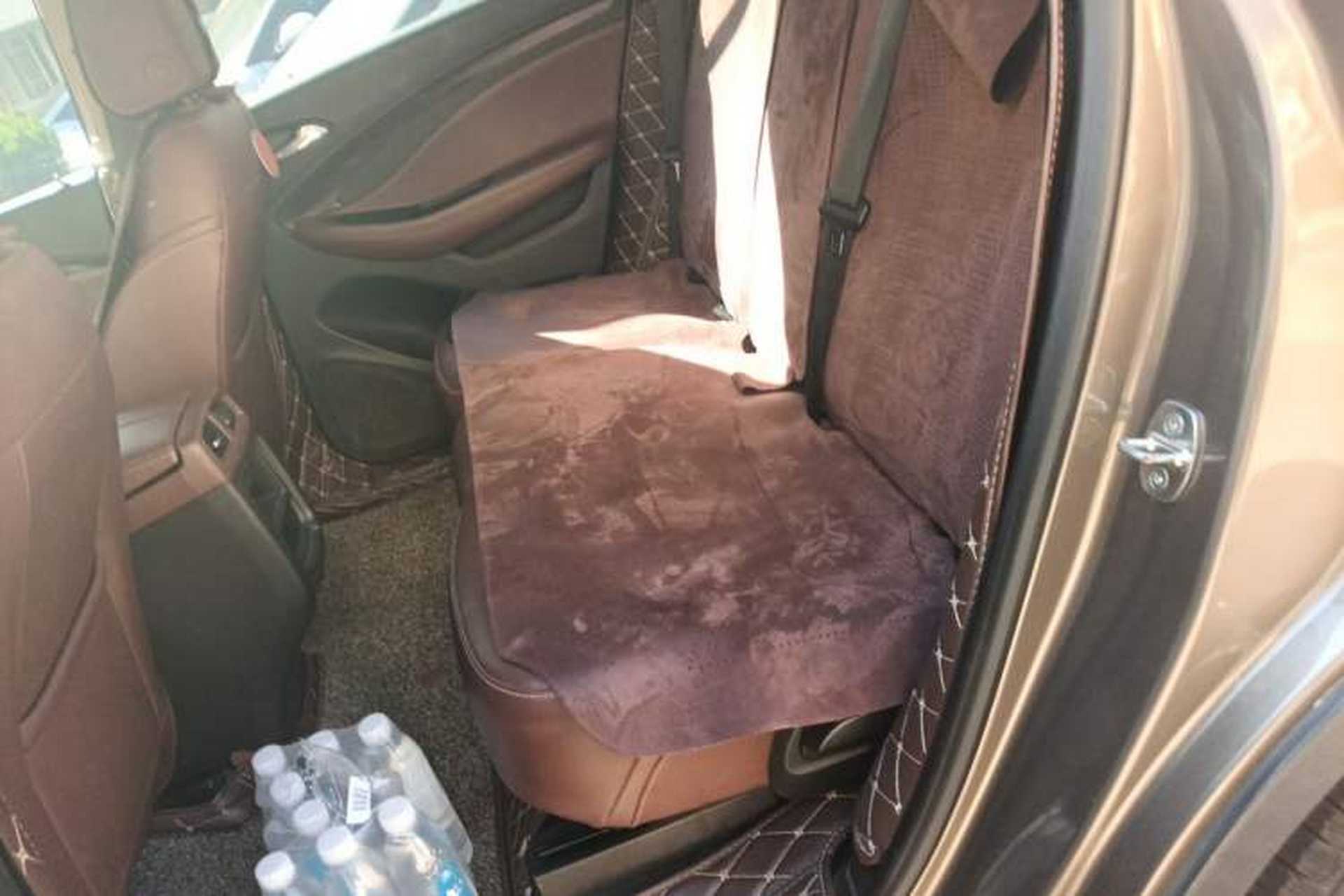 Used Buick Envision 2017 20T Two-Wheel Drive Luxury Model Left Rear Seat