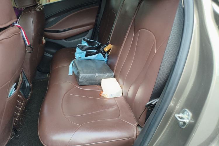 Used Buick Envision 2017 20T Two-Wheel Drive Elite Version Left Rear Seat