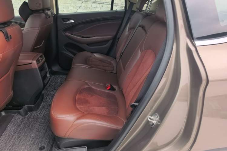 Used Buick Envision 2017 20T Two-Wheel Drive Elite Version Left Rear Seat