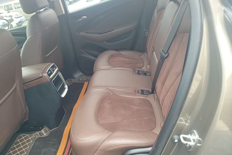 Used Buick Envision 2017 20T Two-Wheel Drive Luxury Model Left Rear Seat