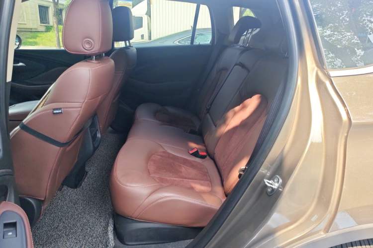 Used Buick Envision 2017 20T Two-Wheel Drive Elite Version Left Rear Seat