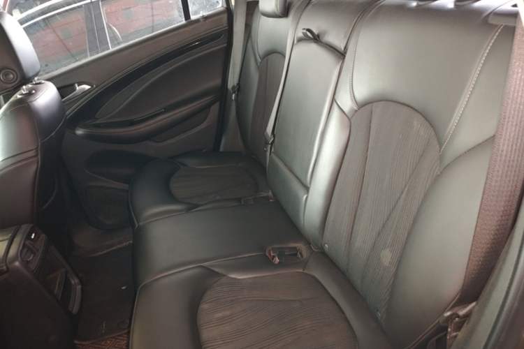 Used Buick Envision 2017 20T Two-Wheel Drive Leading Version Left Rear Seat