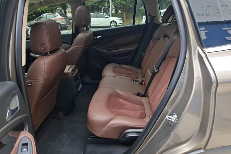 Used Buick Envision 2017 28T Four-Wheel Drive Elite Model Left Rear Seat