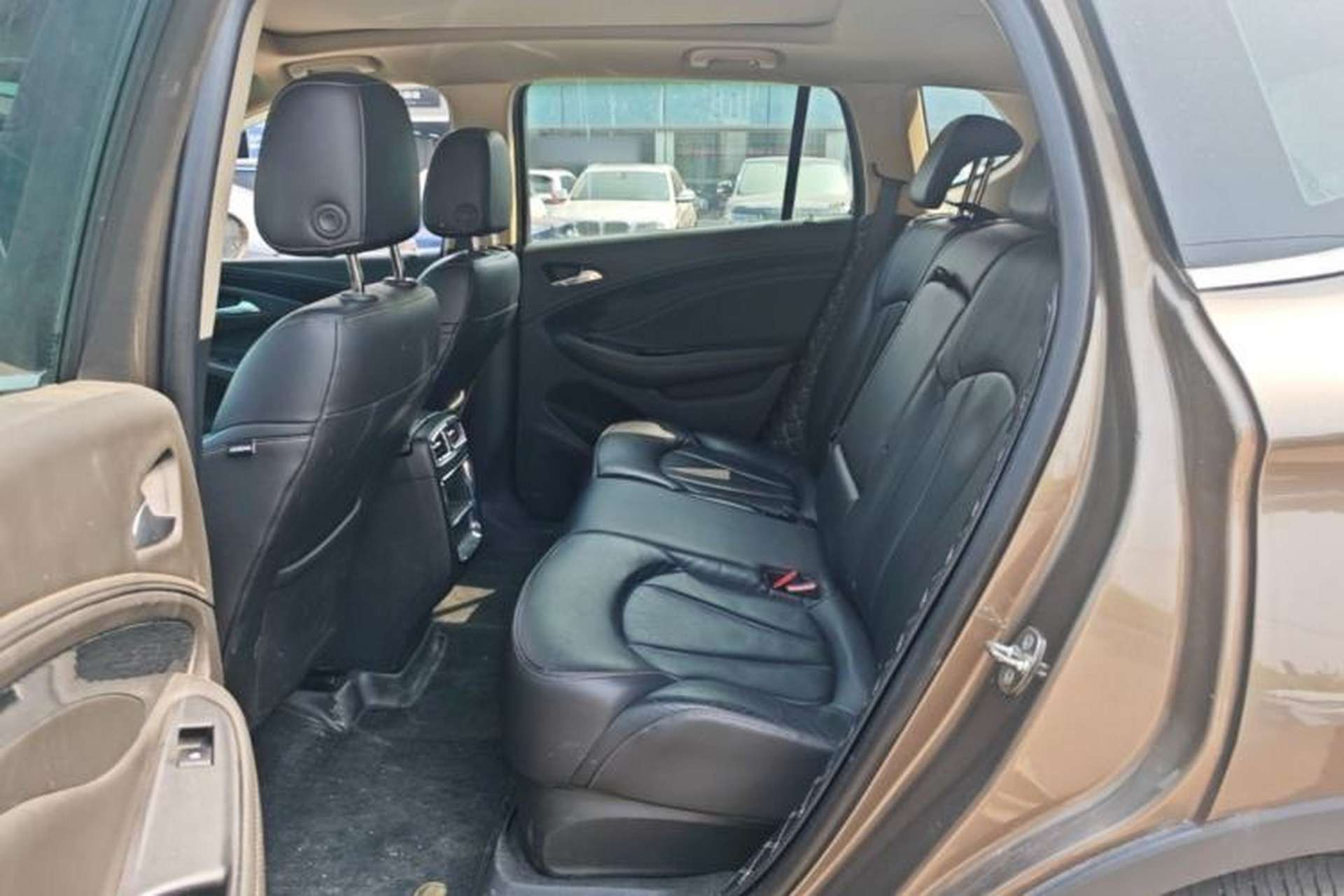 Used Buick Envision 2017 20T Two-Wheel Drive Elite Version Left Rear Seat
