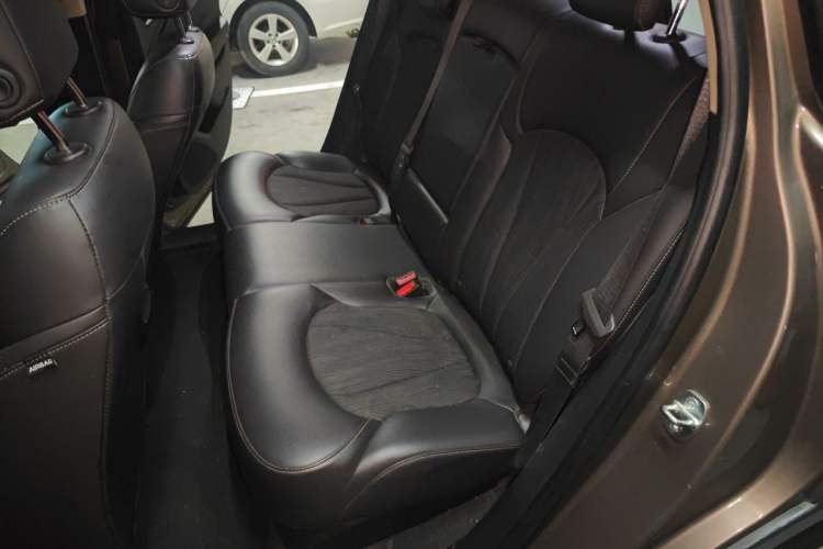 Used Buick Envision 2017 20T Two-Wheel Drive Leading Version Left Rear Seat