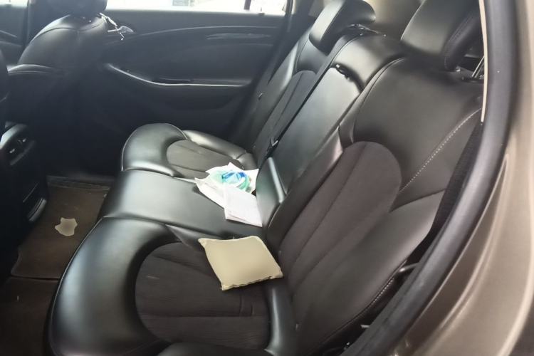 Used Buick Envision 2017 20T Two-Wheel Drive Elite Version Left Rear Seat