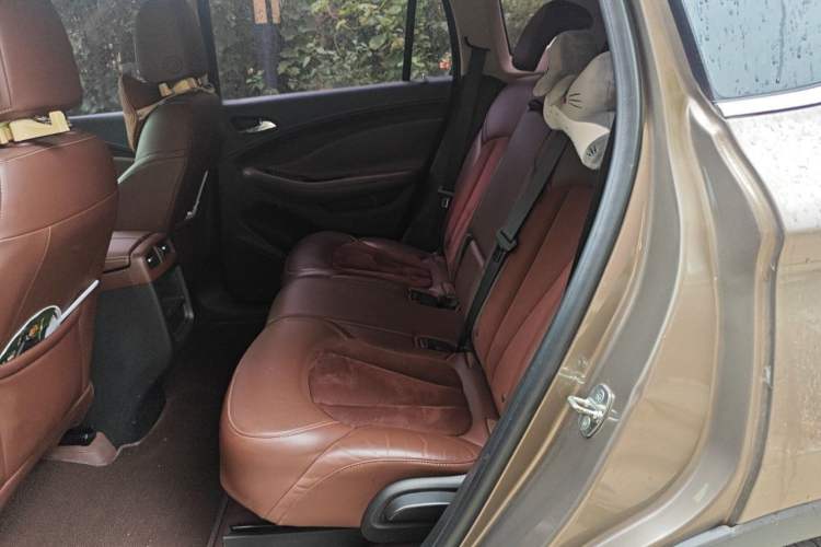 Used Buick Envision 2017 28T Four-Wheel Drive Elite Model Left Rear Seat