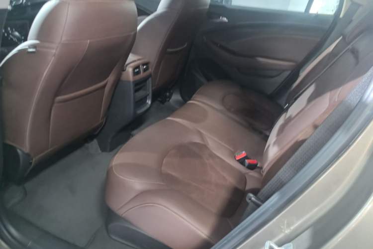 Used Buick Envision 2017 20T Two-Wheel Drive Elite Version Left Rear Seat
