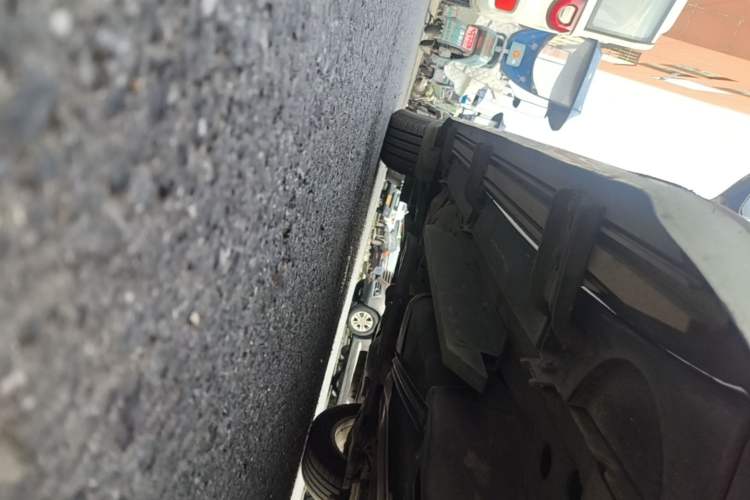 Used Buick Envision 2017 20T Two-Wheel Drive Elite Version Left Side Sill