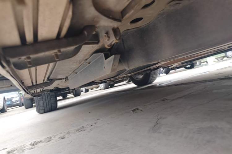 Used Buick Envision 2017 28T Four-Wheel Drive Elite Model Left Side Sill