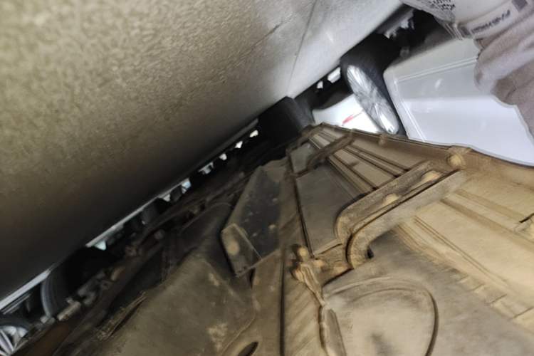 Used Buick Envision 2017 28T Four-Wheel Drive Elite Model Left Side Sill