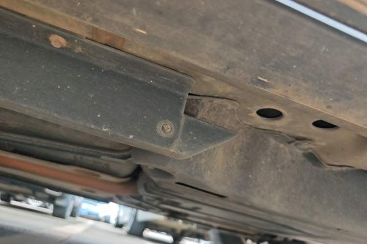 Used Buick Envision 2017 20T Two-Wheel Drive Elite Version Left Side Sill
