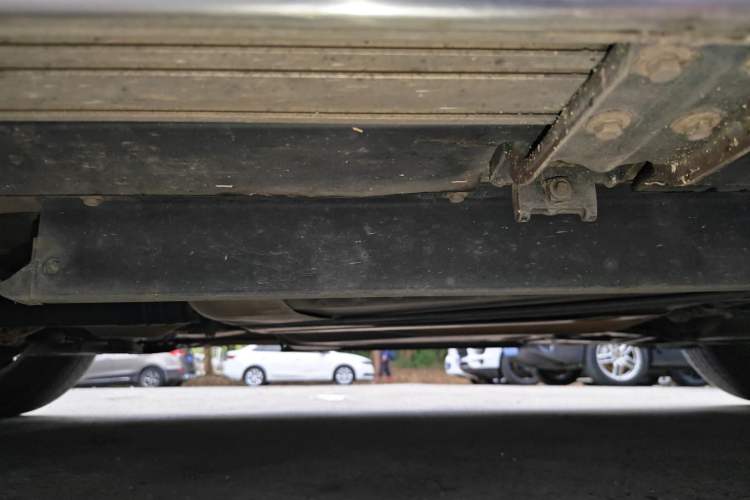 Used Buick Envision 2017 28T Four-Wheel Drive Elite Model Left Side Sill